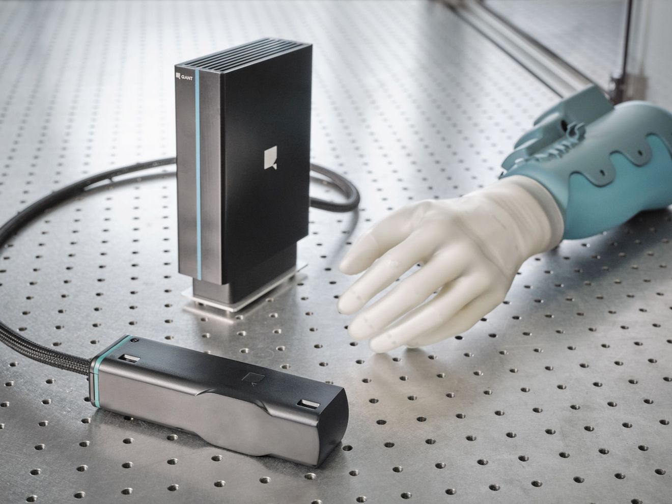 Sensorik: Sensor steuert Prothese mit Nervensignalen Sensorik: Sensor steuert Prothese mit Nervensignalen