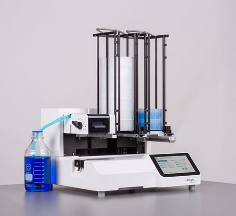 Dispenser mit Plattenstapler Dispenser mit Plattenstapler