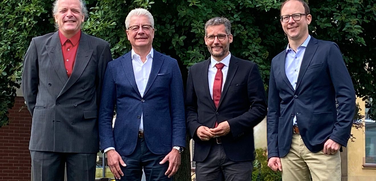 Mitgliederversammlung des Bundesverband Porenbetonindustrie e.V. Mitgliederversammlung des Bundesverband Porenbetonindustrie e.V.