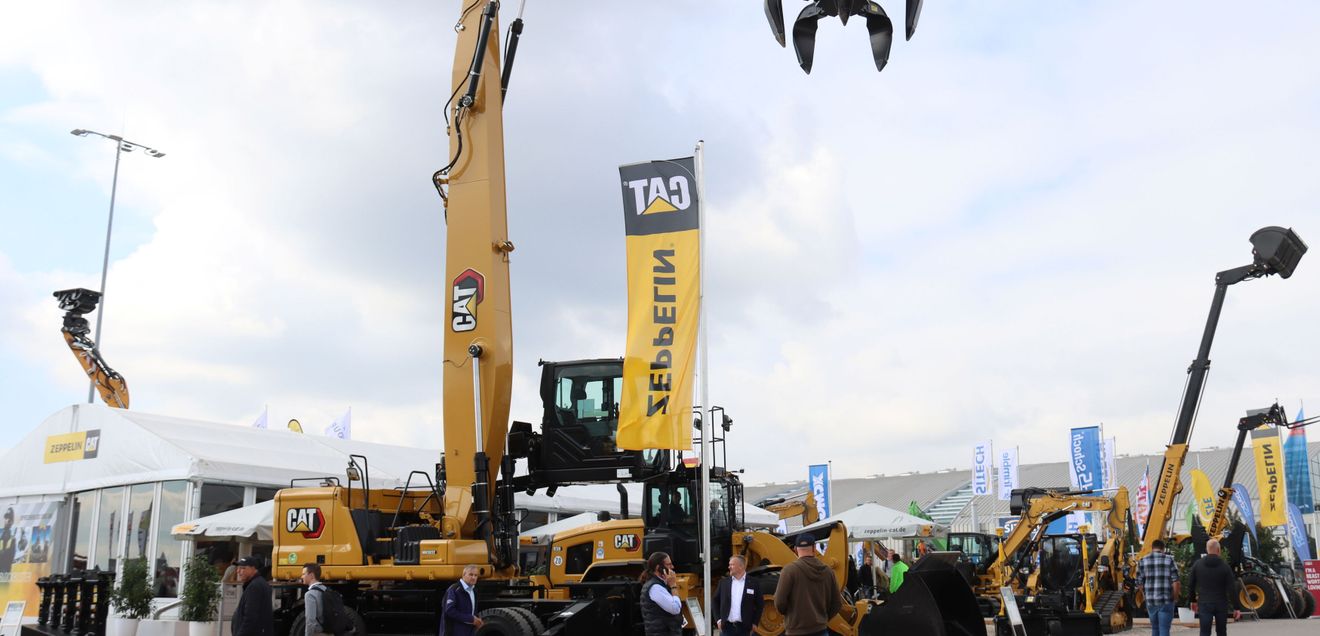 Den gesamten Prozess neuer Cat Baumaschinentechnologie inklusive Service und digitale Lösungen stellte Zeppelin auf der RATL vor.