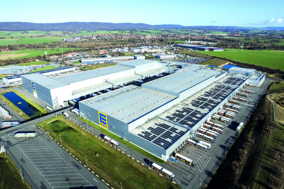 Kommissioniertechnik: Pick-by-Voice-Lösung für die Lebensmittellogistik Kommissioniertechnik: Pick-by-Voice-Lösung für die Lebensmittellogistik