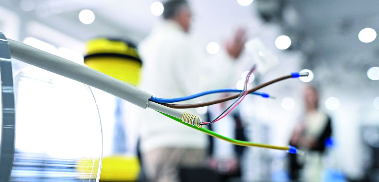 Lapp: Stromversorgung und Datenverarbeitung in einem Kabel Lapp: Stromversorgung und Datenverarbeitung in einem Kabel