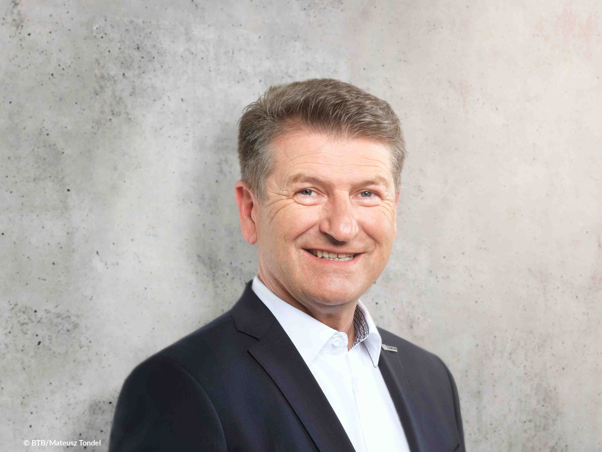 Schwenk Beton, Glass und Fachverbände werben für mehr Akzeptanz Karl Hofmeister, Geschäftsführer Schwenk Beton Südbayern und Vizepräsident beim Bundesverband Transportbeton (BTB)