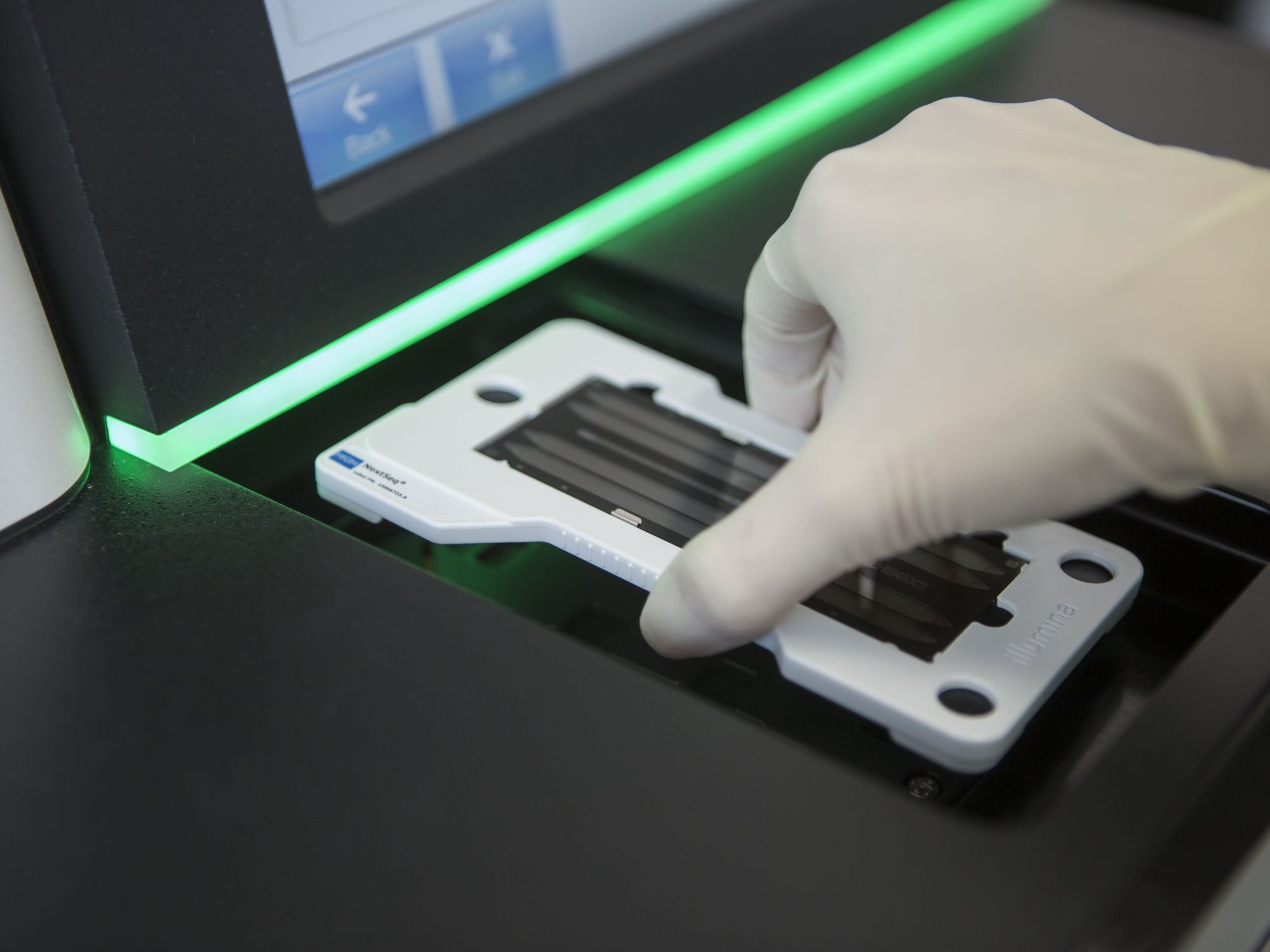 Liquid-Biopsy-Untersuchungen: Chancen und Herausforderungen beim Nachweis zellfreier Tumor-DNA Sensitive NGS-Methoden ermöglichen den gleichzeitigen Nachweis zahlreicher genetischer Veränderungen in der ctDNA.