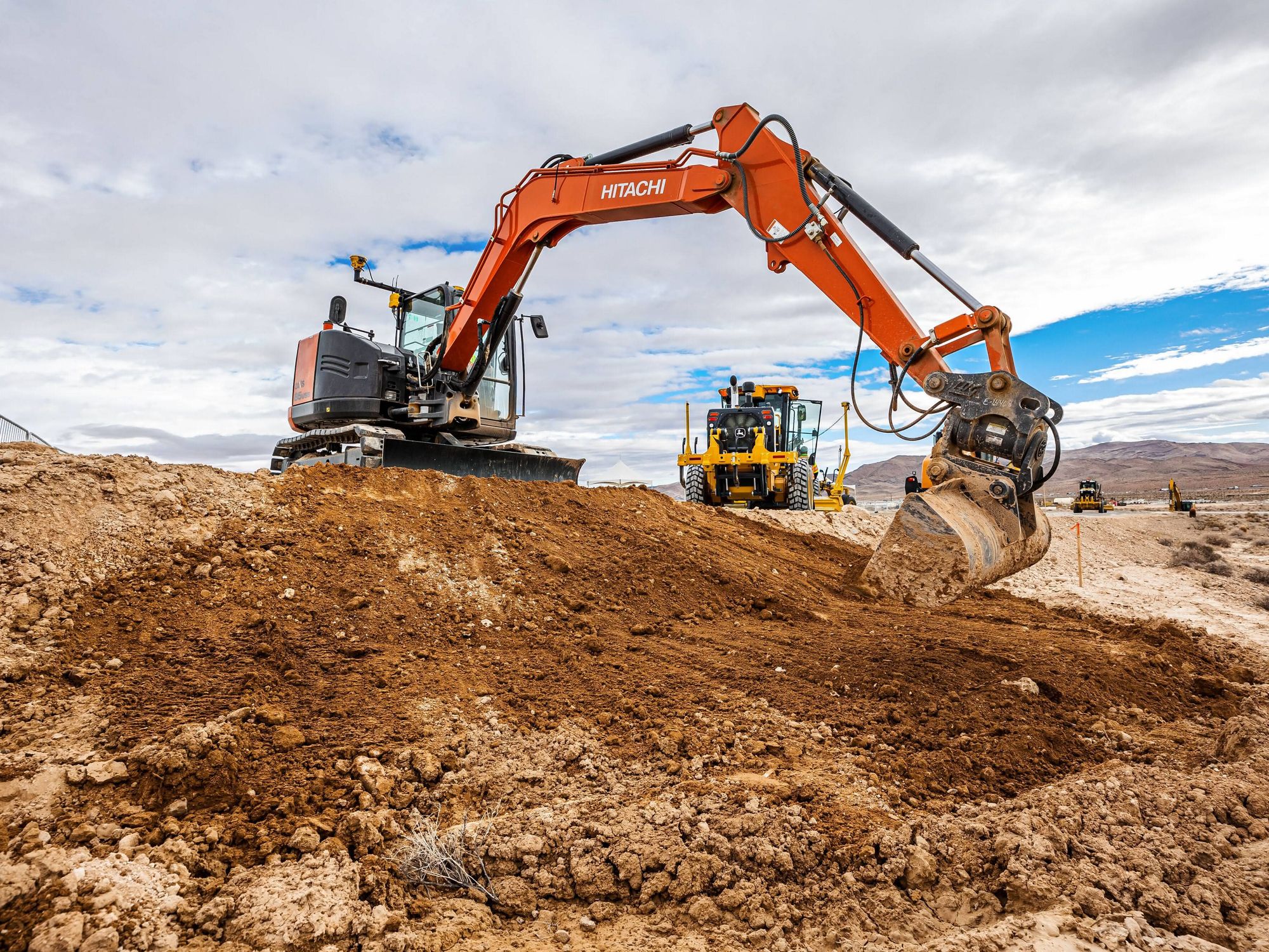 Trimble navigiert zwischen den Ökosystemen Trimble navigiert zwischen den Ökosystemen