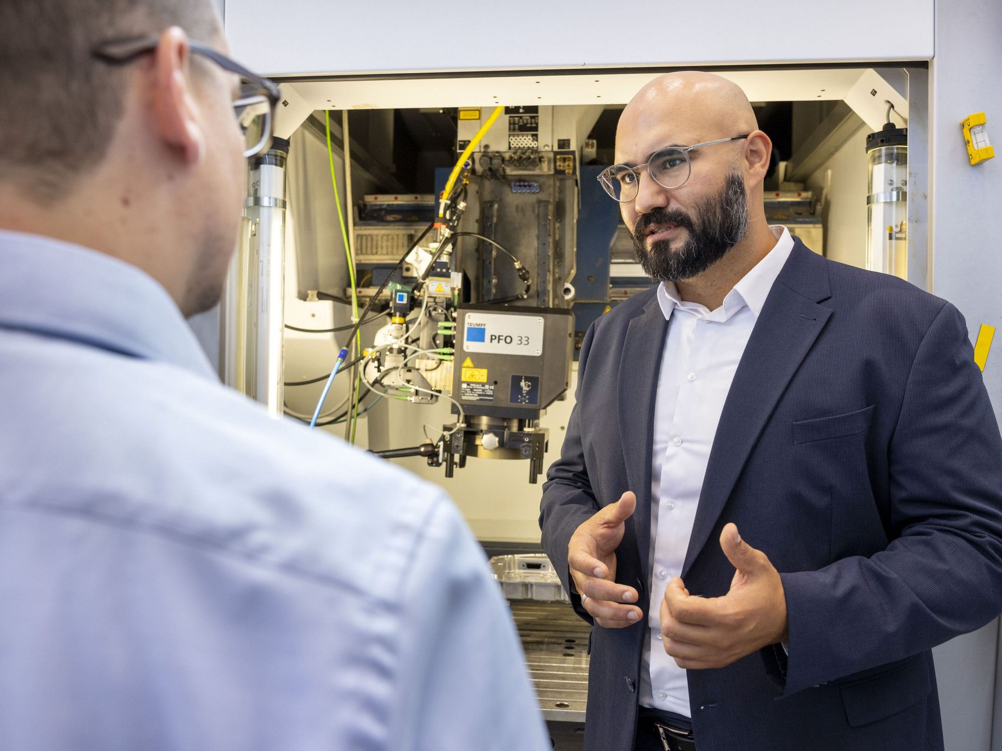 Lasers make batteries safe: solutions for surface treatment Lasers make batteries safe: solutions for surface treatment