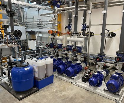 Kühllösung mit natürlichem Kältemittel: Mit effizienter Kältetechnik in die Zukunft Kühllösung mit natürlichem Kältemittel: Mit effizienter Kältetechnik in die Zukunft