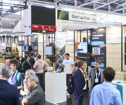 IFAT Munich 2026: Wie Start-ups mit KI und Biotech die Kreislaufwirtschaft neu denken Startup Area der IFAT Munich 2026 in Halle C4. Hier zeigen rund 50 junge Unternehmen, wie sich Lösungen für einige der hartnäckigsten Probleme der Branche bauen lassen.