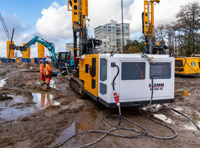 Baumaschine dank Klemm Bohrtechnik erfolgreich elektrifiziert