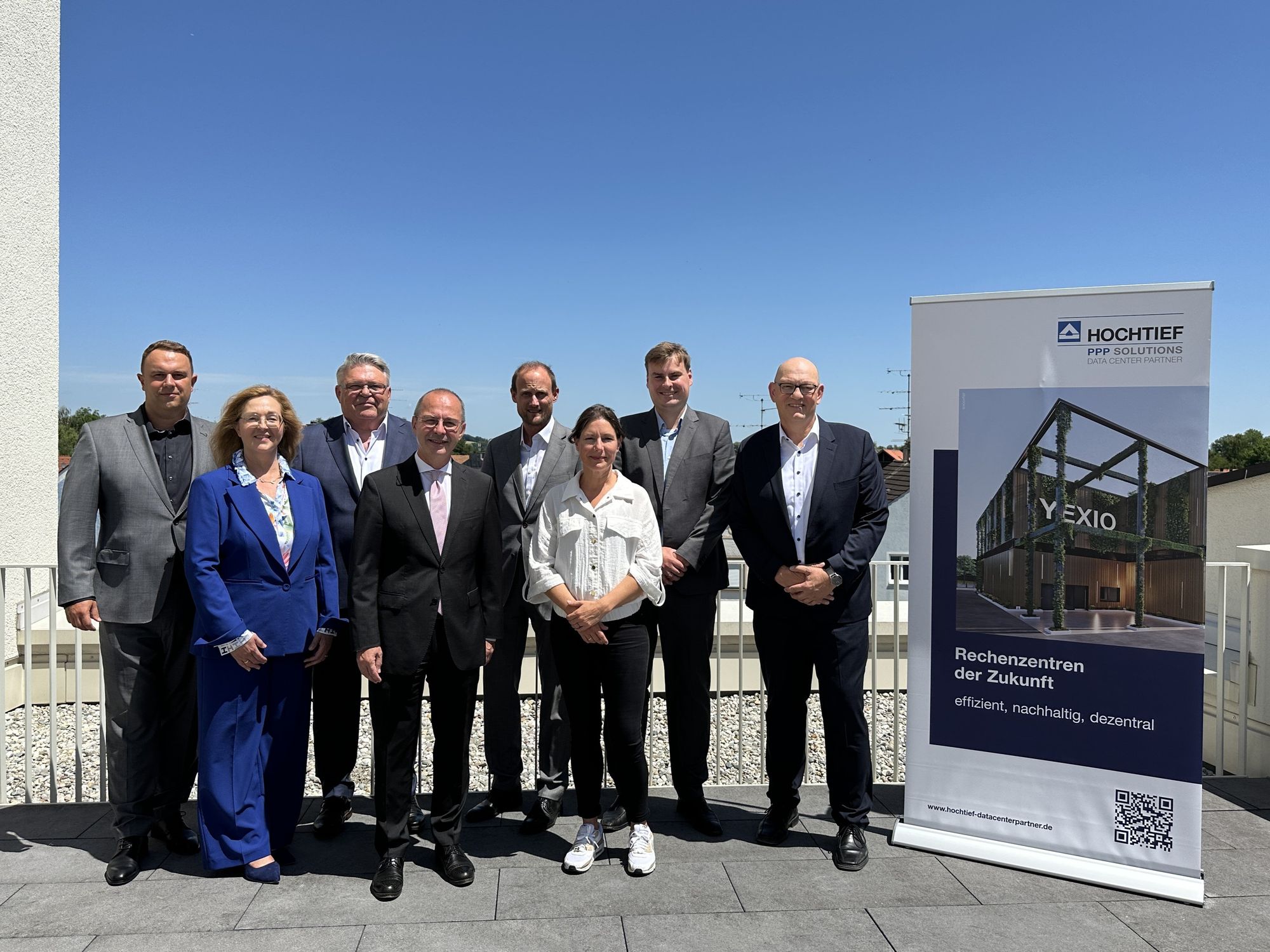 Yexio-Rechenzentrum kommt nach Dorfen: Hochtief und Palladio Partners unterzeichnen Grundstückskaufvertrag Yexio-Rechenzentrum kommt nach Dorfen: Hochtief und Palladio Partners unterzeichnen Grundstückskaufvertrag