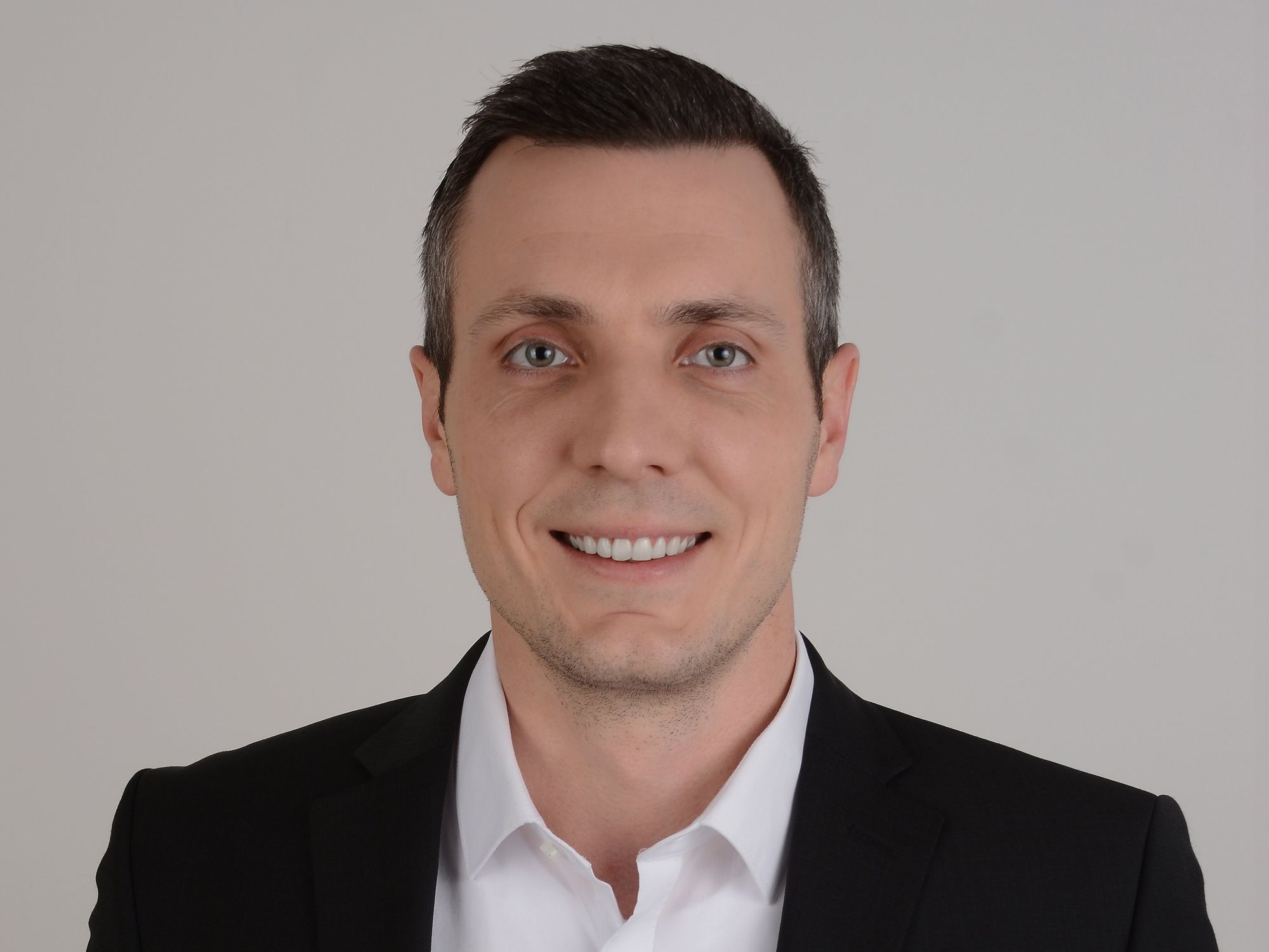Philipp Mende verstärkt Botament