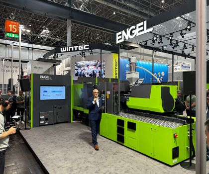 Victory Electric feiert Premiere auf der K 2025: Engel kombiniert holmlose Technologie mit elektrischer Antriebstechnik Victory Electric feiert Premiere auf der K 2025: Engel kombiniert holmlose Technologie mit elektrischer Antriebstechnik