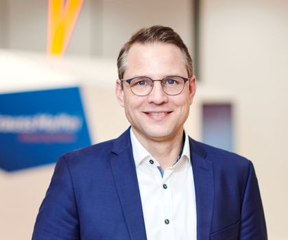 Exklusive Umfrage unter den Fakuma-Ausstellern: Jörg Stech, Leiter Spritzgießtechnik, Geschäftsführer, KraussMaffei Technologies Exklusive Umfrage unter den Fakuma-Ausstellern: Jörg Stech, Leiter Spritzgießtechnik, Geschäftsführer, KraussMaffei Technologies