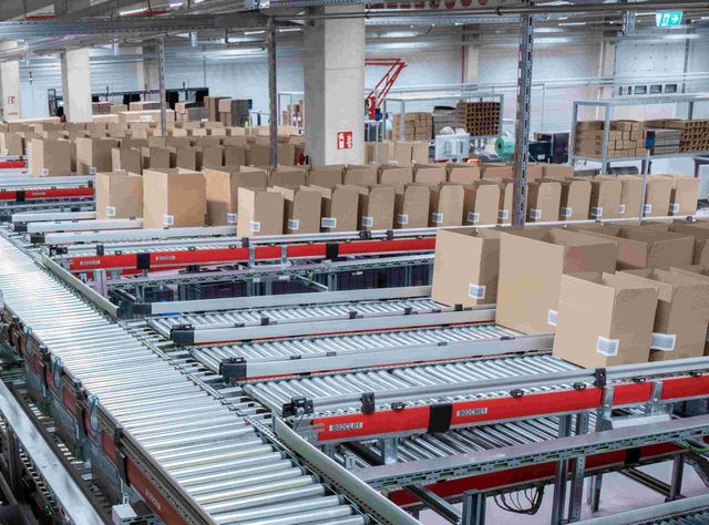 Neue EU-Verordnung als Chance: Ressourcenschonende Versandlogistik Neue EU-Verordnung als Chance: Ressourcenschonende Versandlogistik