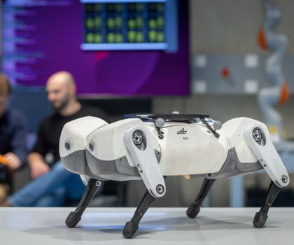 TU München: Mühelosere Bewegungen von Robotern TU München: Mühelosere Bewegungen von Robotern