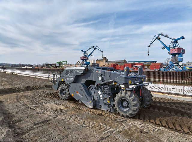 Der Rock Crusher von Wirtgen auf der Baustelle