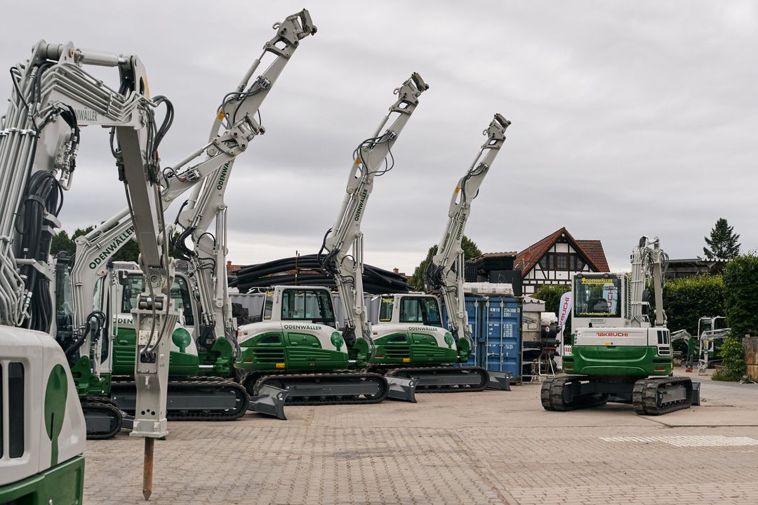 Odenwäller kauft 17 neue Takeuchi-Bagger Odenwäller kauft 17 neue Takeuchi-Bagger