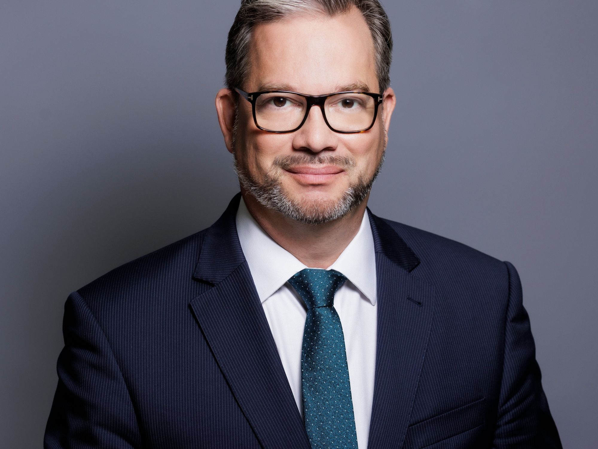 Florian Pronold Florian Pronold lächelt auf diesem Bild