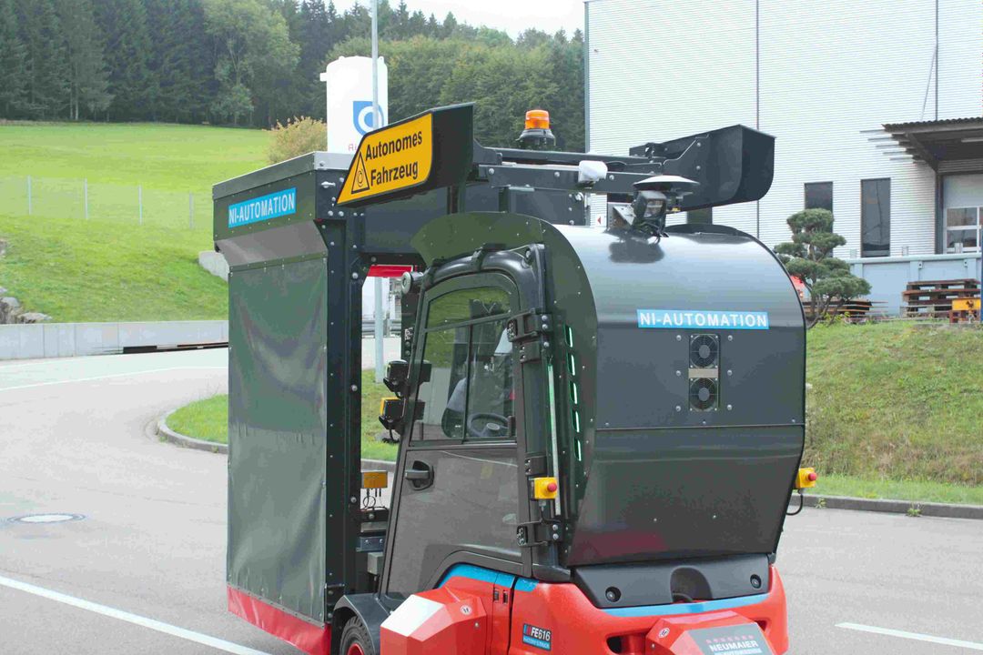 Outdoor-FTS: Autonomer Gabelstapler für den Außeneinsatz Outdoor-FTS: Autonomer Gabelstapler für den Außeneinsatz