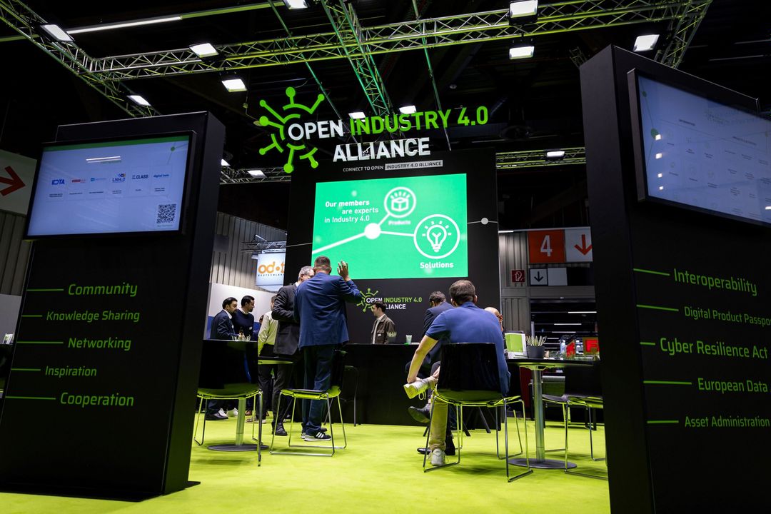 Open Industry 4.0 Alliance: Playful experience of the digital twin Playful experience of the digital twin