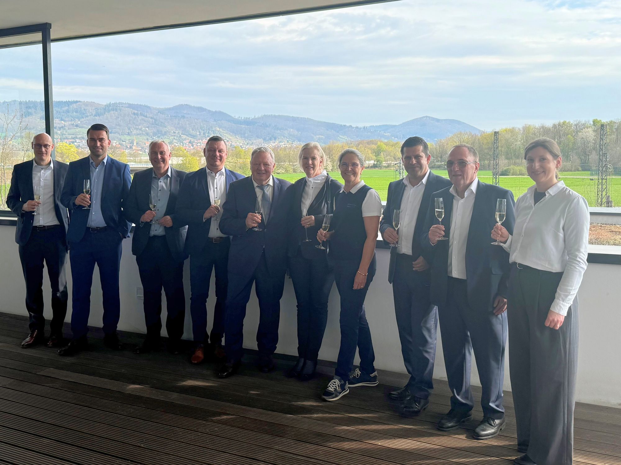 Company takeover: pfenning Group takes over Logosys