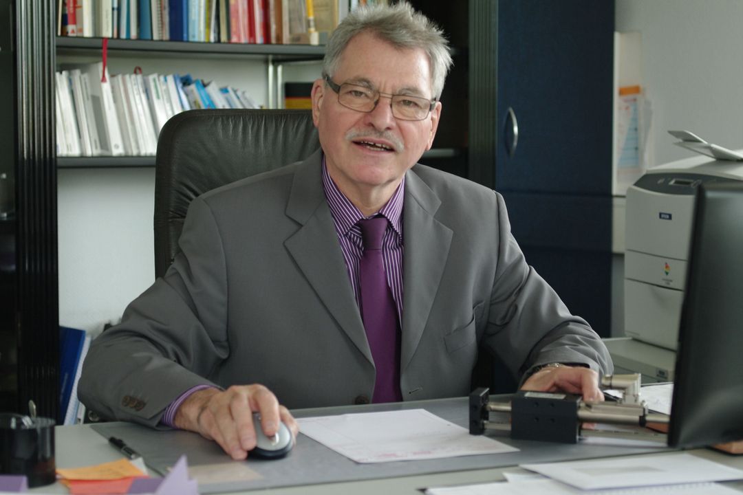 Interview with Wilhelm Jung: A trend towards further miniaturization Interview with Wilhelm Jung: A trend towards further miniaturization