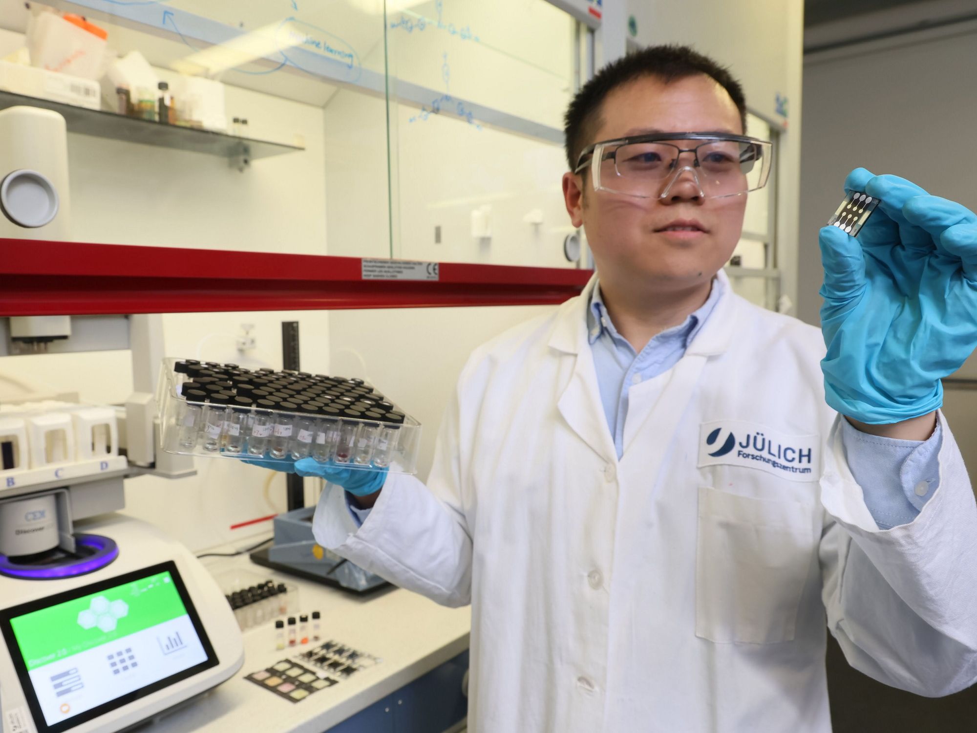 Dr. Jianchang Wu (HI ERN) ist Teil des internationalen Forschungsteams und Erstautor der aktuellen Publikation. Dr. Jianchang Wu (HI ERN) ist Teil des internationalen Forschungsteams und Erstautor der aktuellen Publikation.