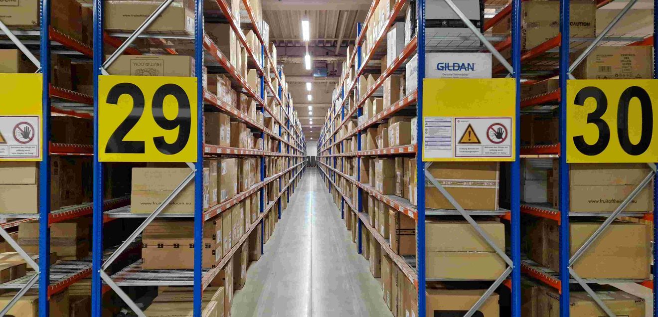 Warehouse modernization: Increase in order processing: from 600 to 6,000 Warehouse modernization: Increase in order processing: from 600 to 6,000