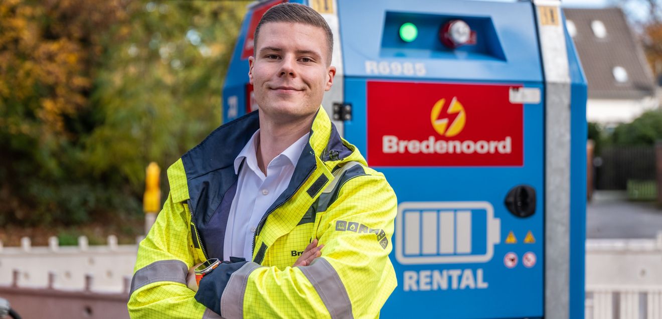 Mobile Energie neu denken: Interview mit Lukas Krüger von Bredenoord, Produktspezialist Batteriespeichersysteme