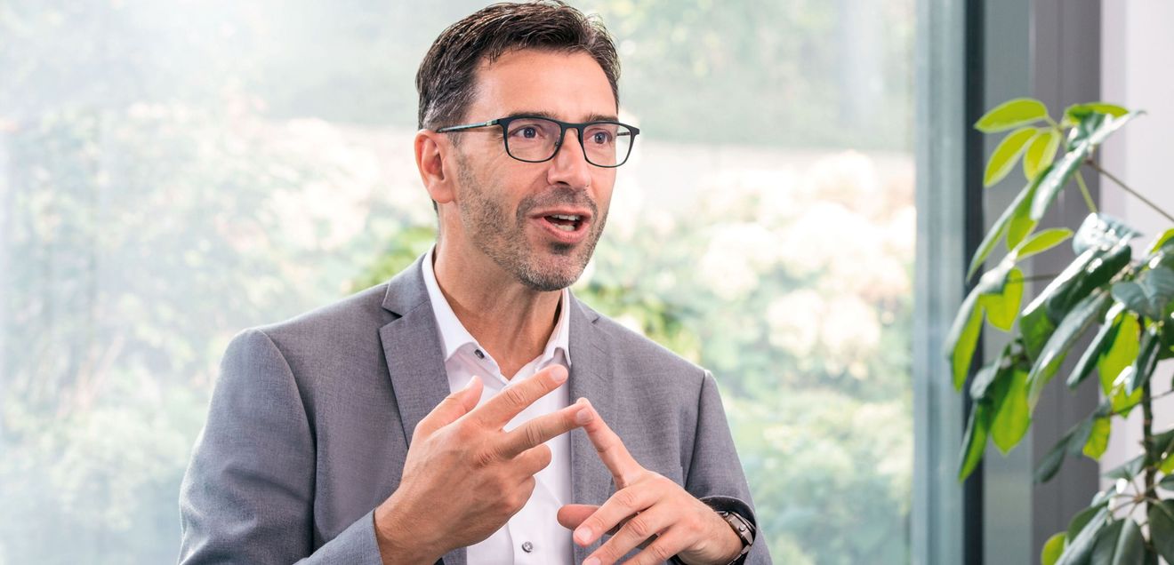 Ulrich Leidecker, Phoenix Contact Ulrich Leidecker ist Chief Operating Officer und Sprecher der Geschäftsführung bei Phoenix Contact.