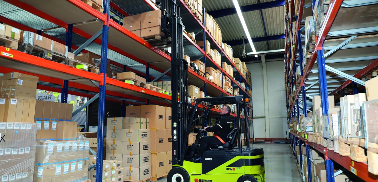Stapler: Elektrisch für jeden Einsatz Stapler: Elektrisch für jeden Einsatz