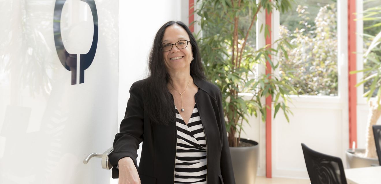 Bettina Schall