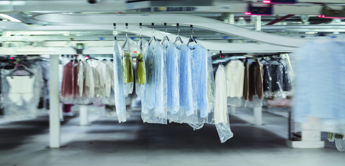 Adapter-based sorting system: 100+ installations worldwide: Trust through practice Adapter-based sorting system: 100+ installations worldwide: Trust through practice