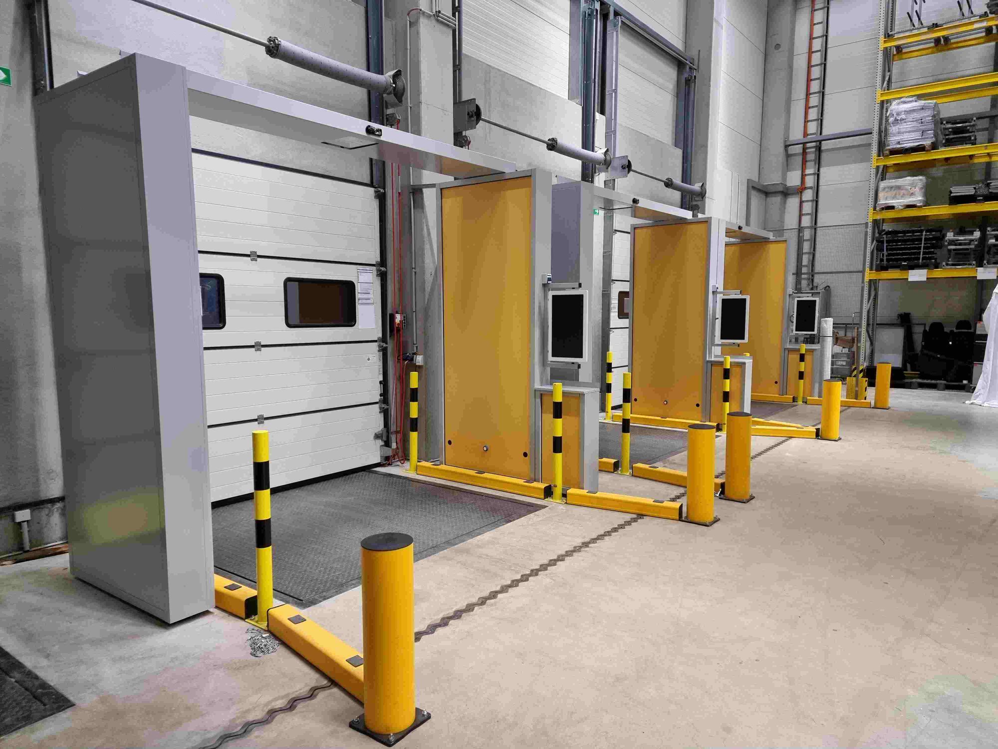 RFID-basierte Artikelerkennung: RFID-Gate mit KI für Verladekontrolle im Warenausgang RFID-basierte Artikelerkennung: RFID-Gate mit KI für Verladekontrolle im Warenausgang