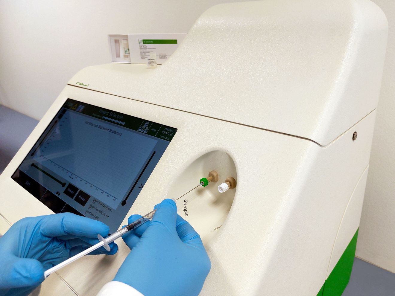Analyse des Referenzmaterials mittels Einzelpartikel-Analysesystem. Analyse des Referenzmaterials mittels Einzelpartikel-Analysesystem.