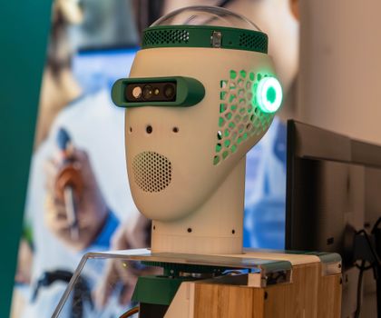 Infineon and HTEC: Humanoid robot head with all-round vision Infineon and HTEC: Humanoid robot head with all-round vision