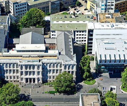 Dassault Systèmes: Ausbildungs-Partnerschaft mit der RWTH Aachen Dassault Systèmes: Ausbildungs-Partnerschaft mit der RWTH Aachen