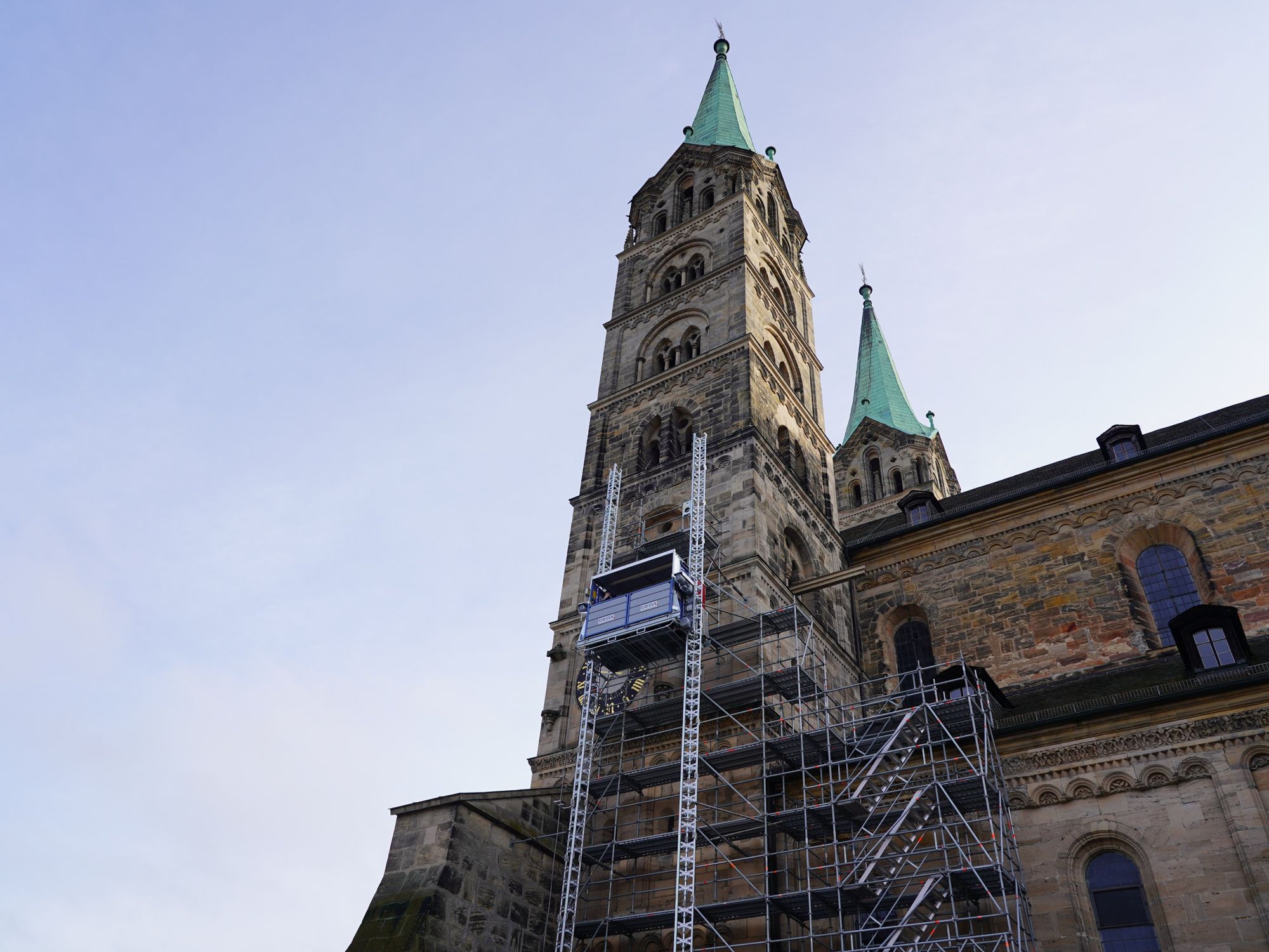 Beutlhauser realisiert tragfähige Transportlösung für historisches Bauwerk