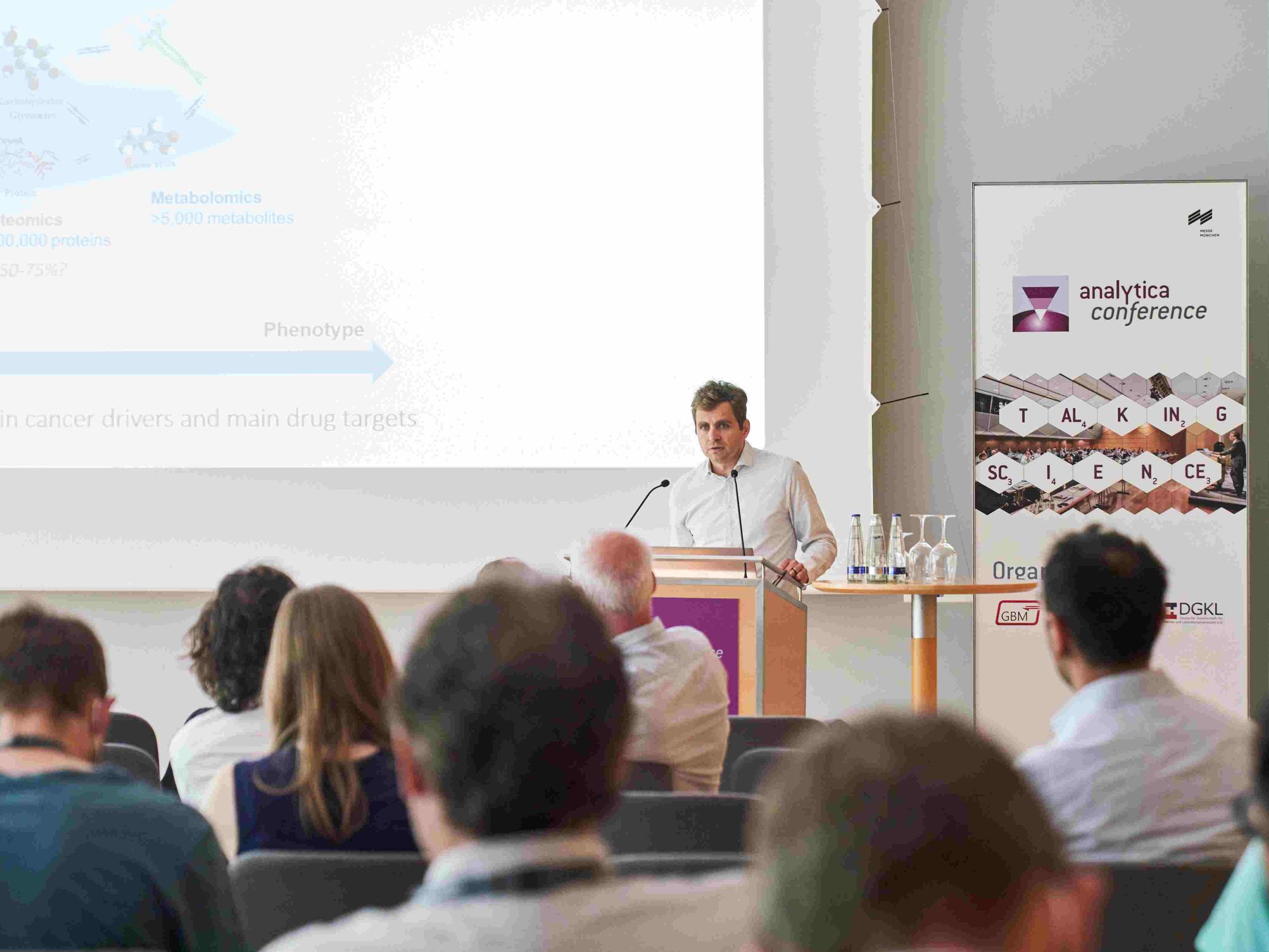 Vorträge und Sonderschauen ergänzen die Ausstellung: Analytica-Rahmenprogramm Vorträge und Sonderschauen ergänzen die Ausstellung: Analytica-Rahmenprogramm
