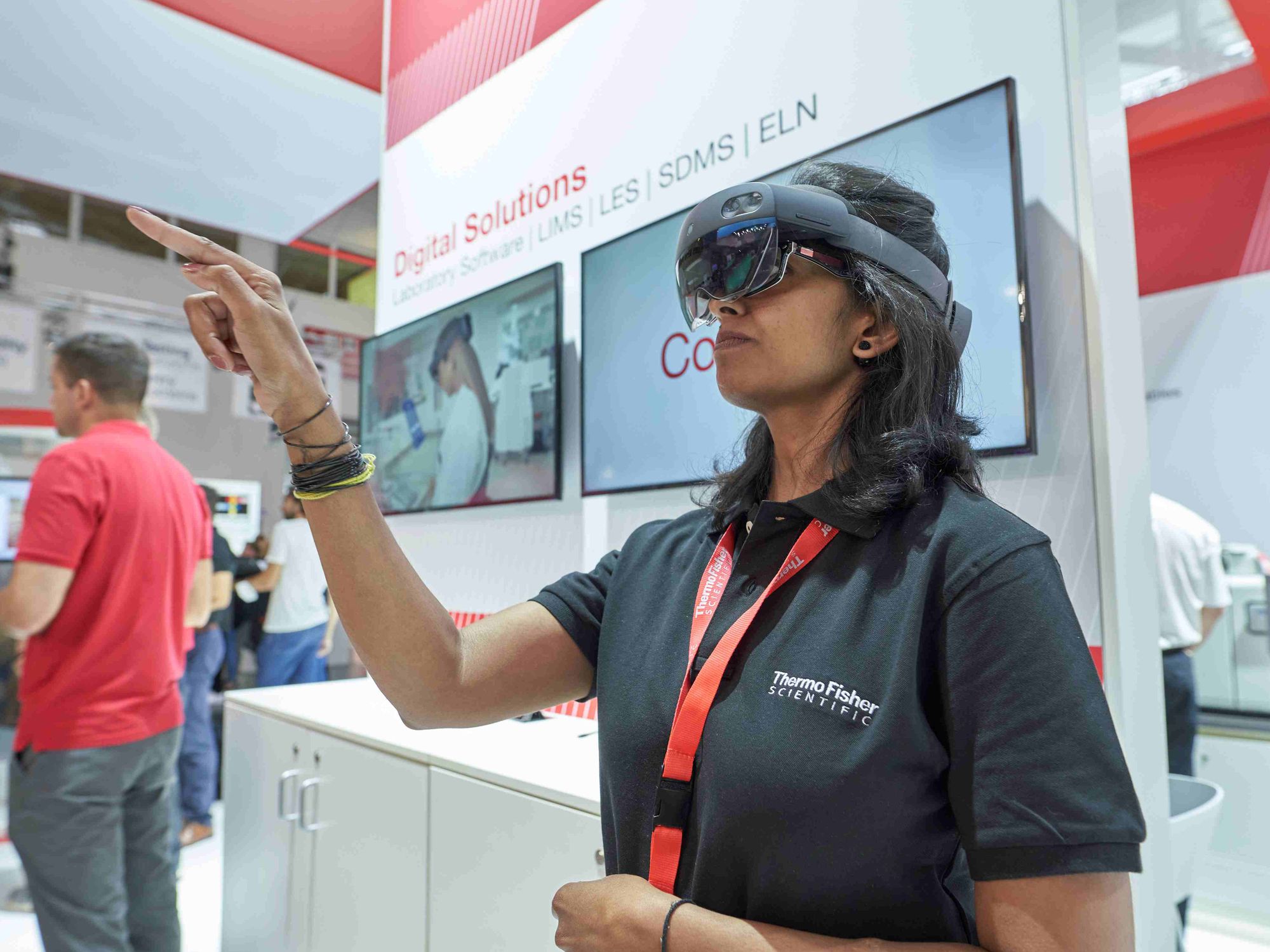 Messeimpression zu VR von der Analytica 2022.