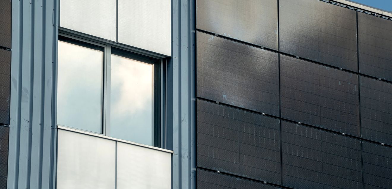 SnapSolar im Baualltag: Effiziente Lösungen für wandmontierte Photovoltaiksysteme SnapSolar im Baualltag: Effiziente Lösungen für wandmontierte Photovoltaiksysteme