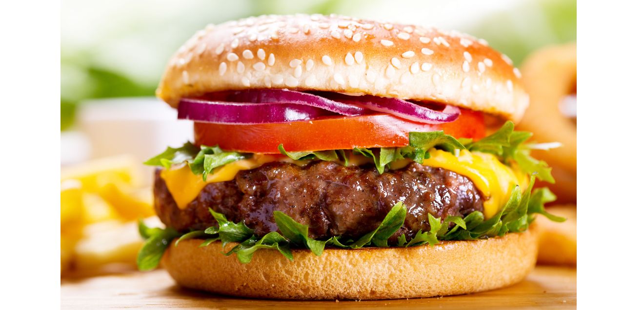 Aminosäureanalyse: Proteingehalt von Fleisch vs. Fleischersatz Vergleich von Proteingehalt und Proteinqualität in Burgern aus Fleisch im Vergleich zu Fleischersatz