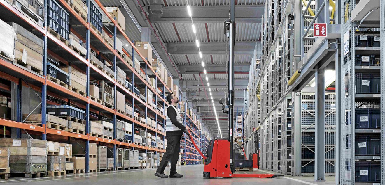 Nominiert als Produkt des Jahres 2025: Linde Material Handling: Hochhubwagen Linde L10 – L16 B Nominiert als Produkt des Jahres 2025: Linde Material Handling: Hochhubwagen Linde L10 – L16 B