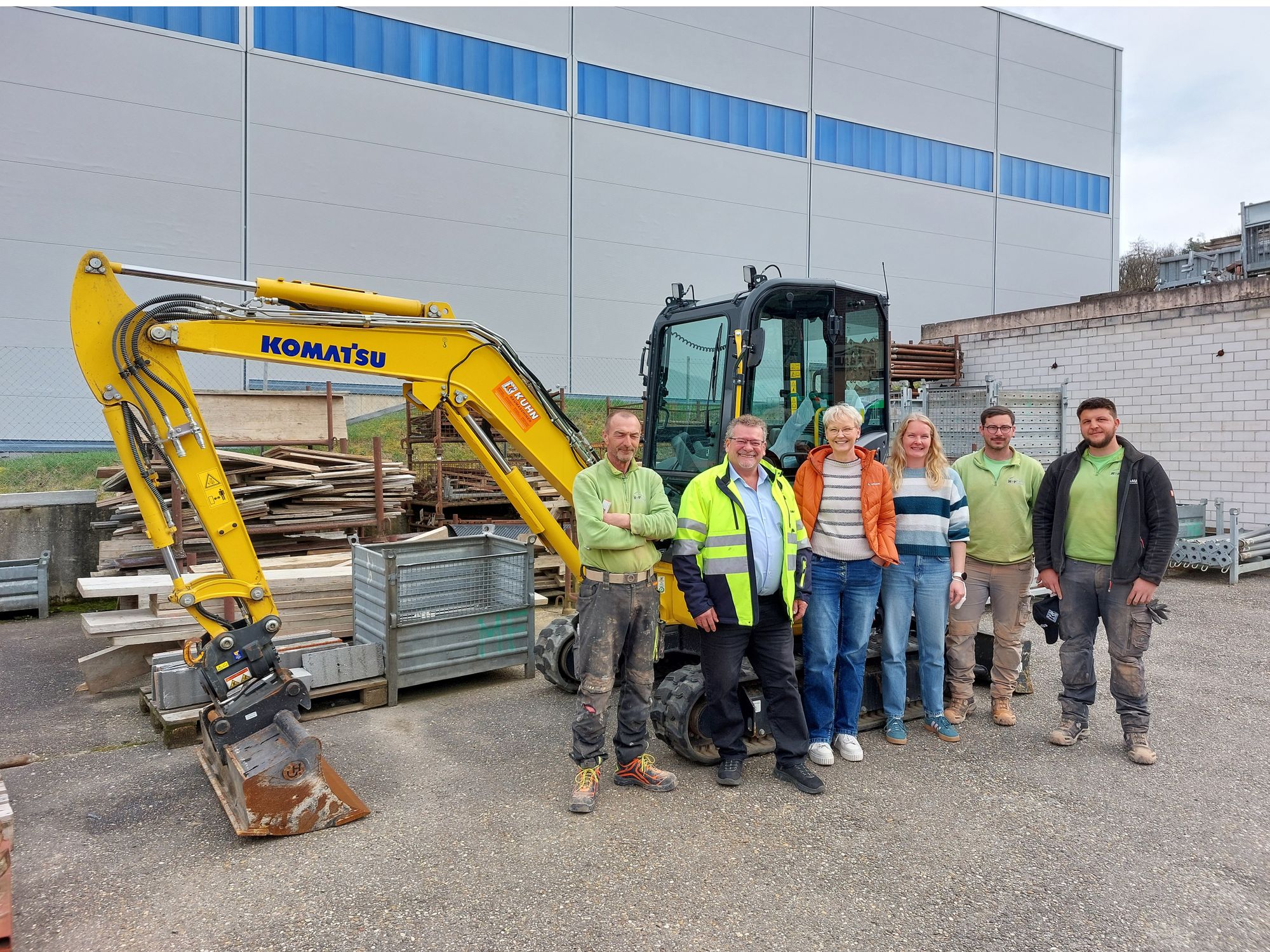 Wie M+F Bau mit dem Komatsu PC38MR-5 den Baustellenalltag optimiert
