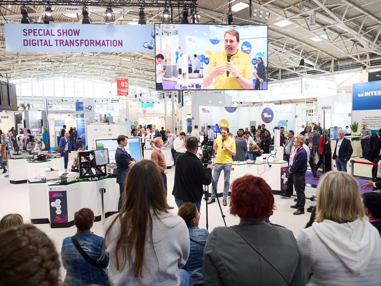 Analytica 2026: Sonderschau zu digitaler Transformation und KI im Labor Impressionen Sonderschau Digital Transformation analytica