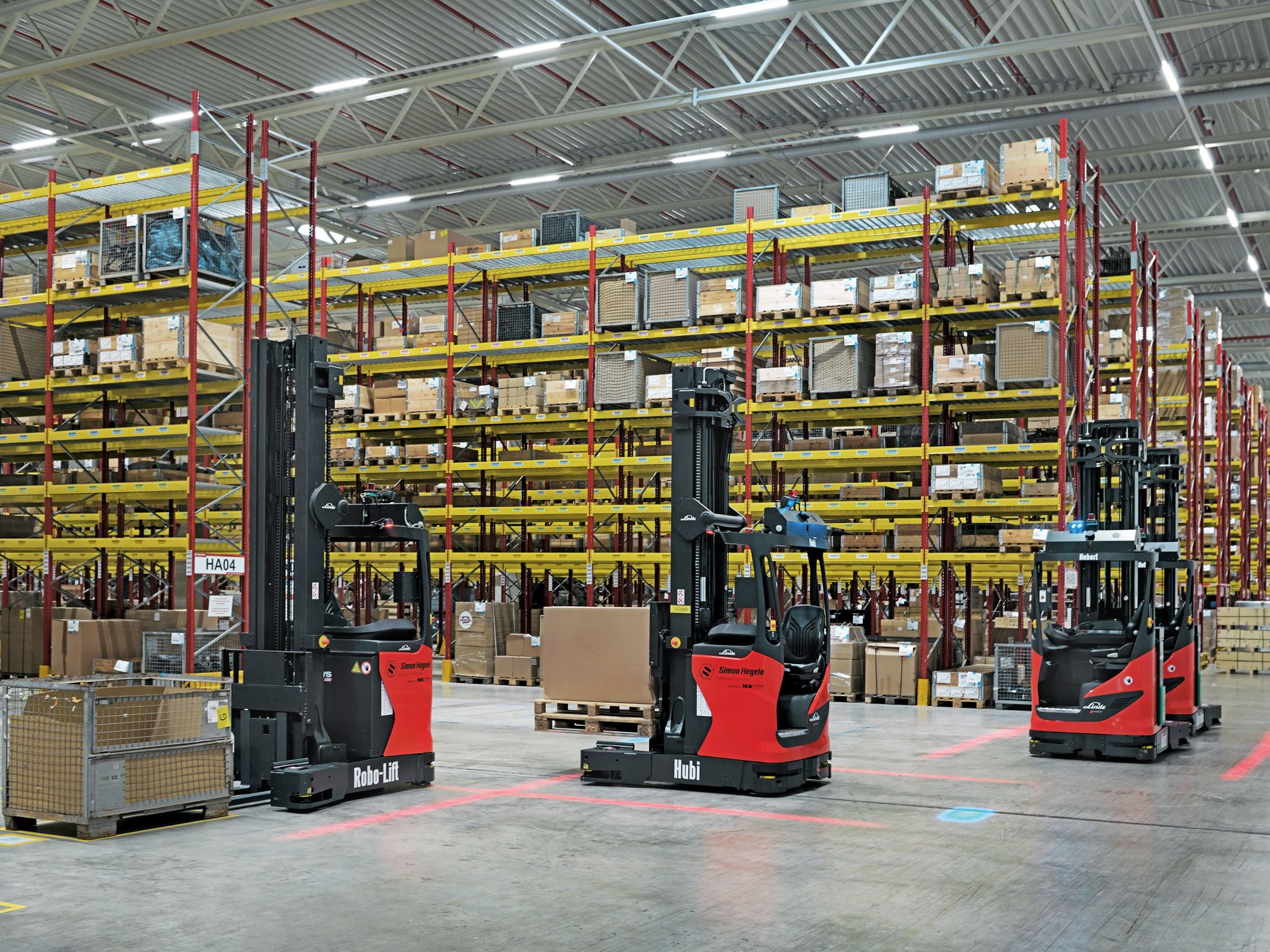 Anzeige: Logistik im Wandel: Automatisierung mit Linde MH füllt die Personallücke