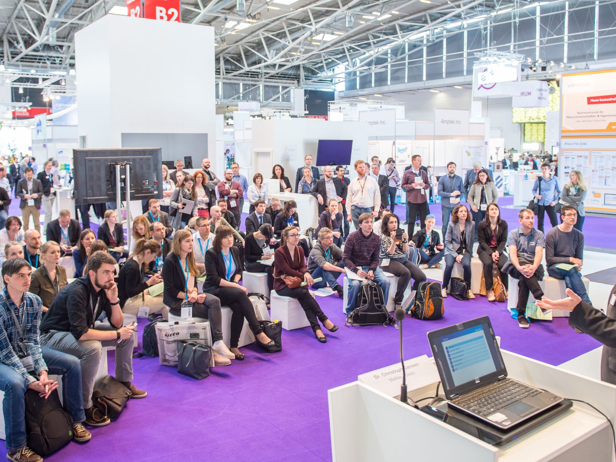 Vorträge und Sonderschauen ergänzen die Ausstellung: Analytica-Rahmenprogramm Vorträge und Sonderschauen ergänzen die Ausstellung: Analytica-Rahmenprogramm