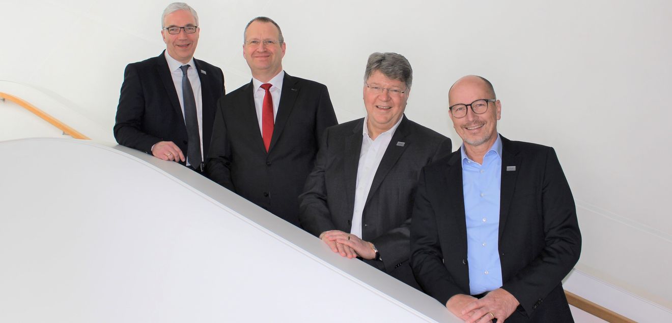 Karsten Gutke (links) führt als dritter familienfremder Geschäftsführer neben Jörg Utech, Dr. techn. Jörg H. Kullmann und Michael Möller (v.l.n.r.) die Unternehmensgruppe in Deutschland.
