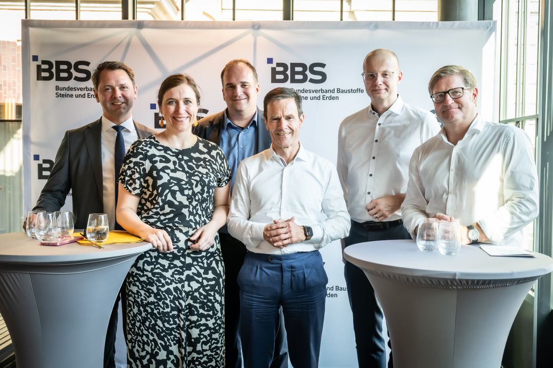 Baustoffindustrie korrigiert Prognose für 2026 – BBS fordert schnelleres Reformtempo Baustoffindustrie korrigiert Prognose für 2026 – BBS fordert schnelleres Reformtempo