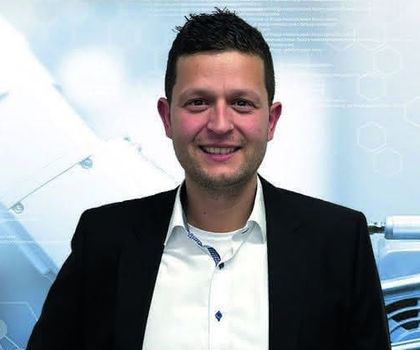 Interview mit Wasilis Alvanidis von Heitec: Mobile Robotik für den Reinraum Wasilis Alvanidis ist Leiter der Region Süd/West und Niederlassungsleiter Crailsheim bei Heitec.